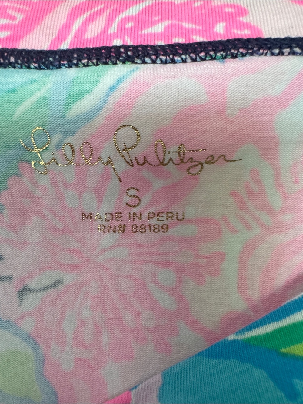 Lilly Pulitzer bright Pink & Navy Floral Long Sleeve Top size small - Picture 2 of 4